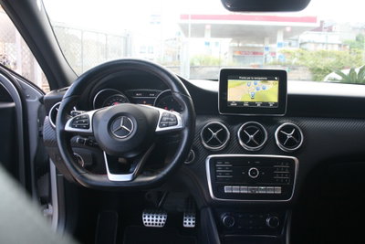 Mercedes-Benz Classe A 180 d Automatic Premium (7)