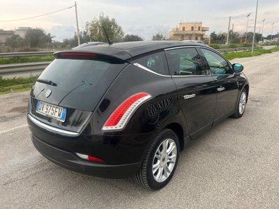 Lancia Delta 1.6 MJT DPF Oro (5)