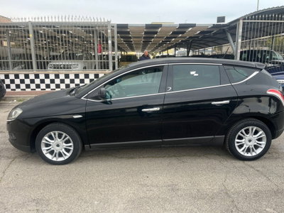 Lancia Delta 1.6 MJT DPF Oro (8)