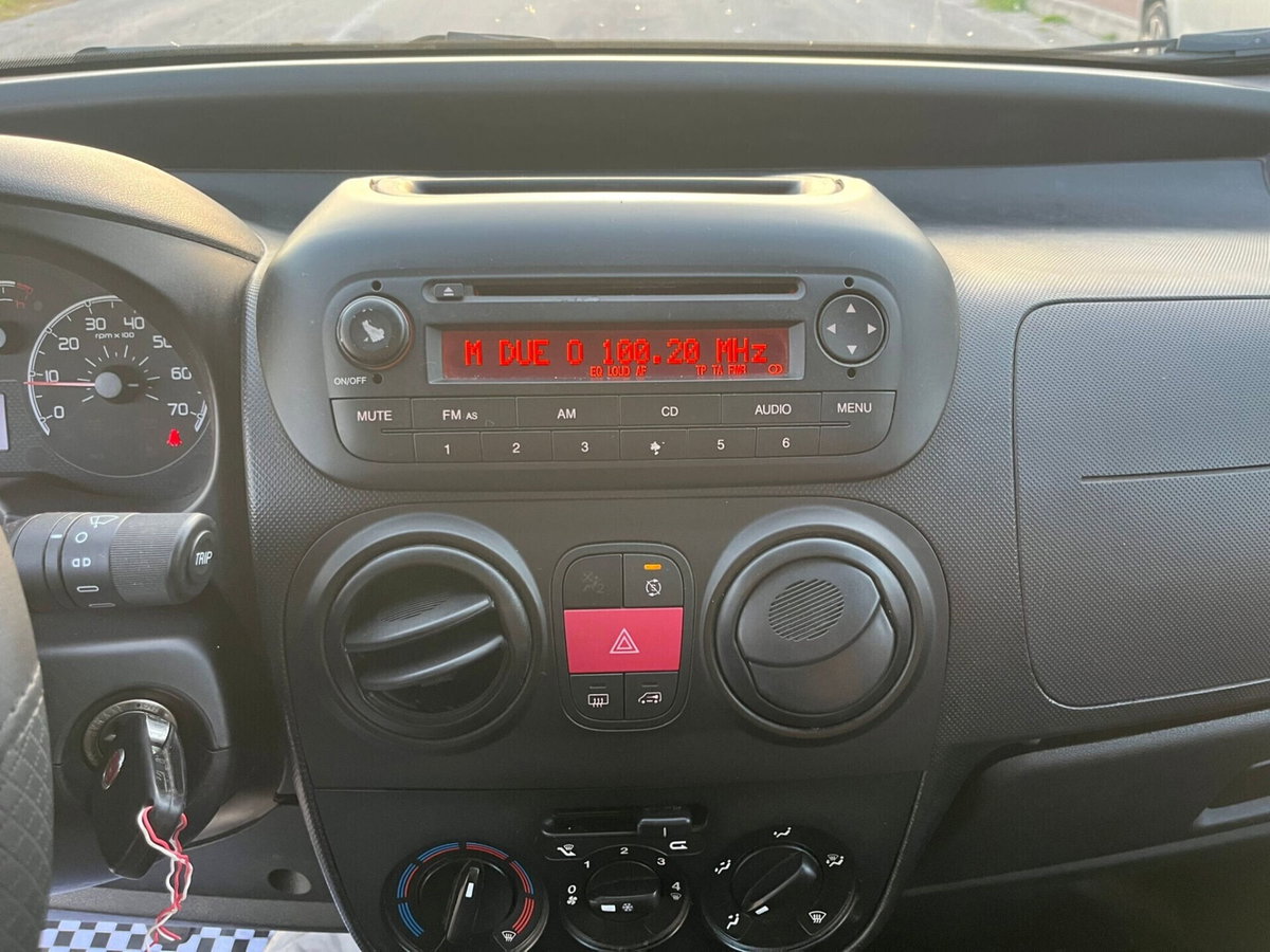 Fiat Fiorino Furgone cargo 1.3 mjt 95cv Adventure (13)