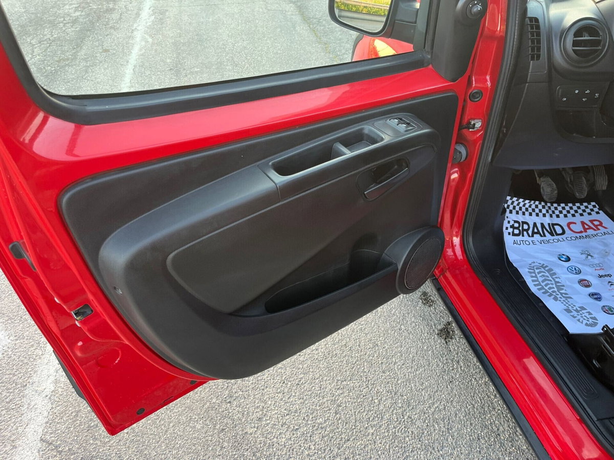 Fiat Fiorino Furgone cargo 1.3 mjt 95cv Adventure (9)