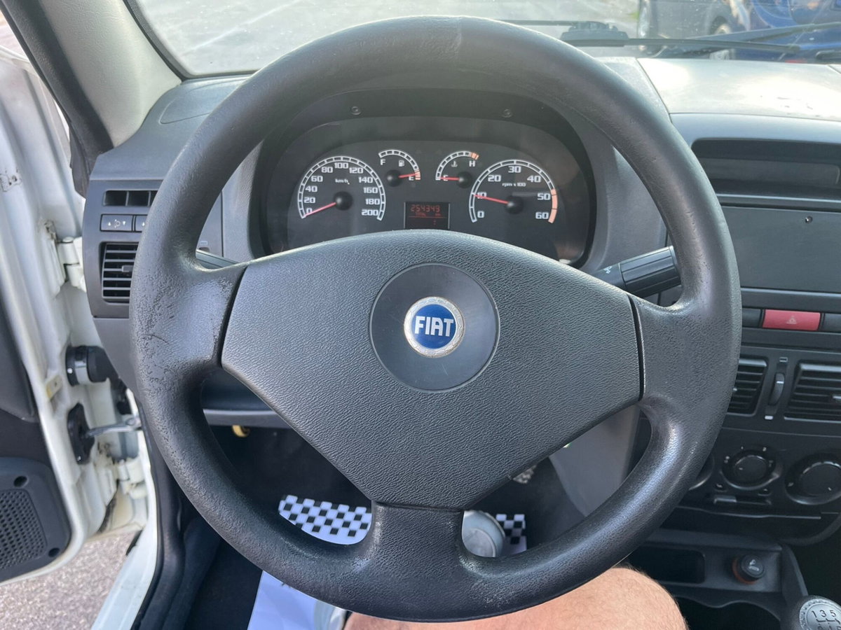 Fiat Strada 1.3 MJT Pick-up Cabina Lunga (12)
