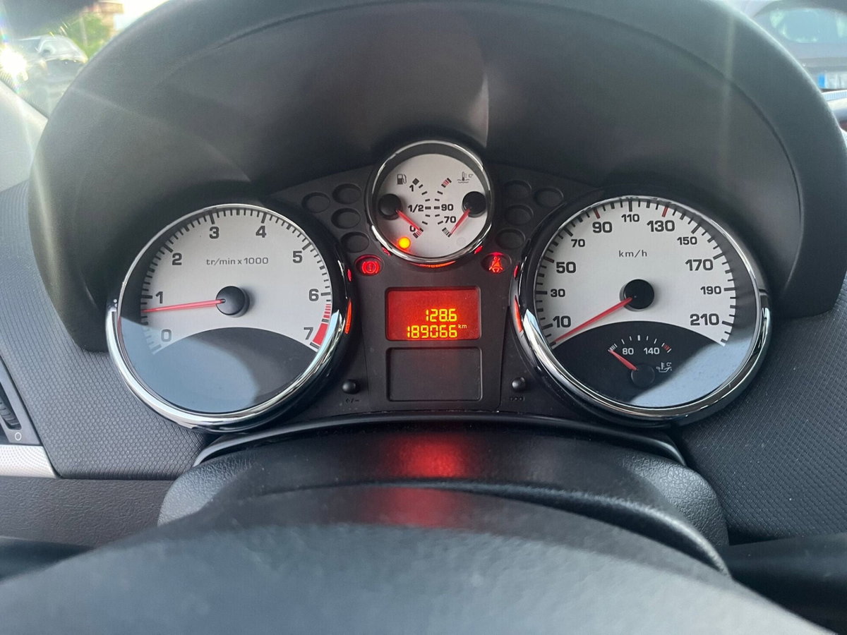 Peugeot 207 8V 75CV 3p. X Line (12)