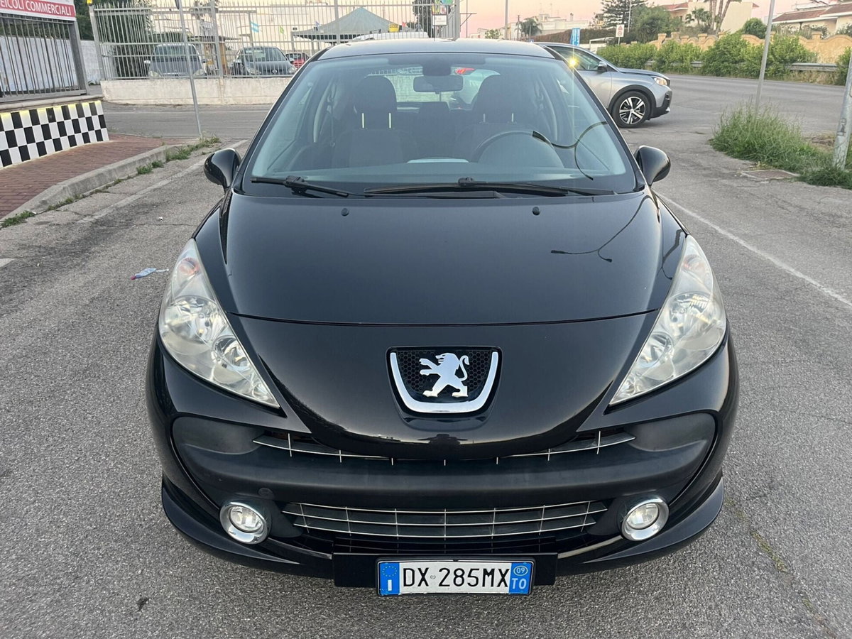 Peugeot 207 8V 75CV 3p. X Line (2)