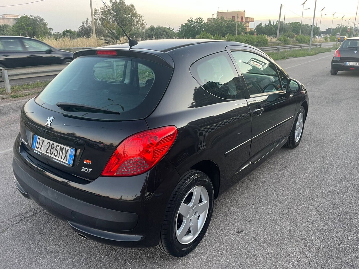 Peugeot 207 8V 75CV 3p. X Line (5)