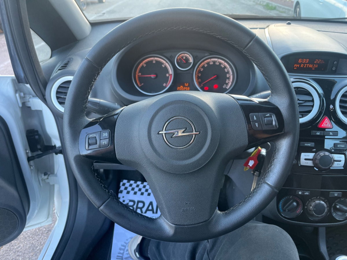 Opel Corsa 1.3 CDTI 90CV 3 porte Sport (12)