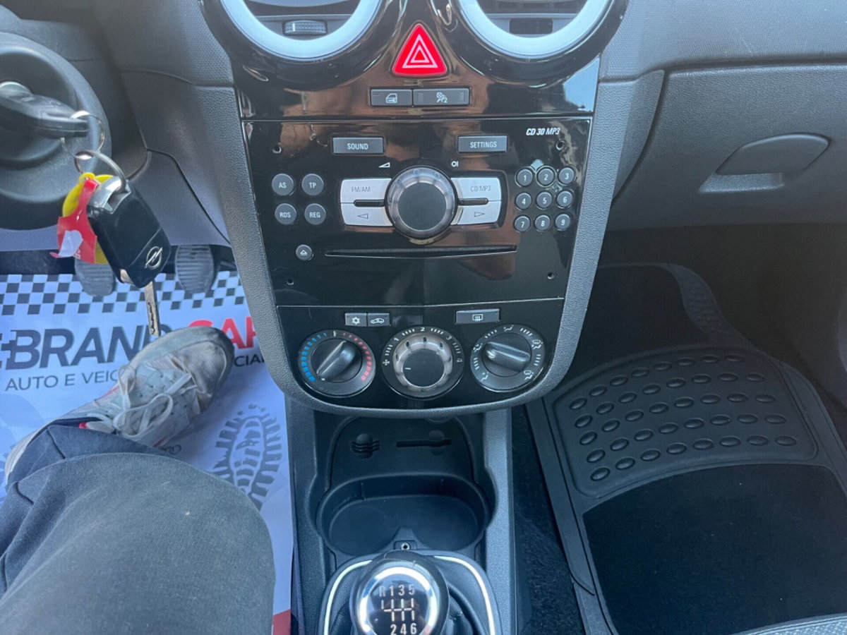 Opel Corsa 1.3 CDTI 90CV 3 porte Sport (15)
