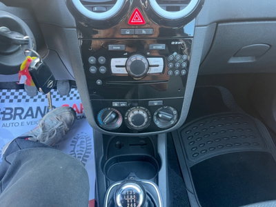 Opel Corsa 1.3 CDTI 90CV 3 porte Sport (15)