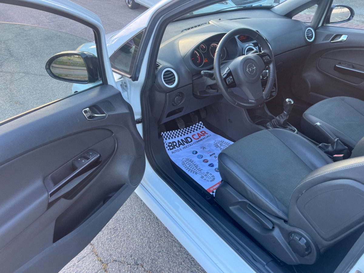 Opel Corsa 1.3 CDTI 90CV 3 porte Sport (9)
