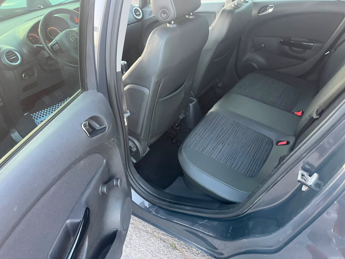 Opel Corsa 1.2 85CV 5 porte GPL-TECH Edition (16)