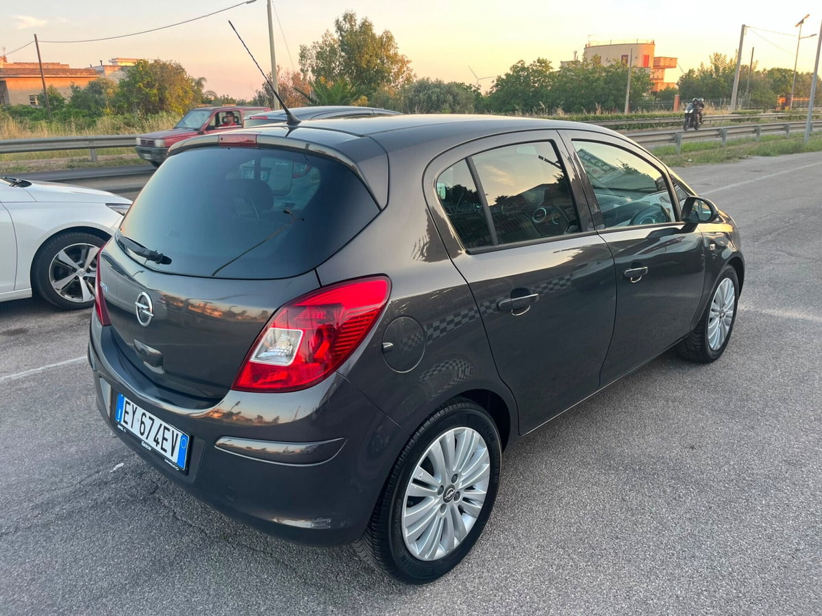 Opel Corsa 1.2 85CV 5 porte GPL-TECH Edition (5)