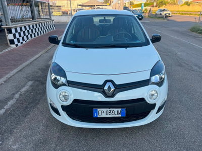 Renault Twingo 1.2 16V Live (2)