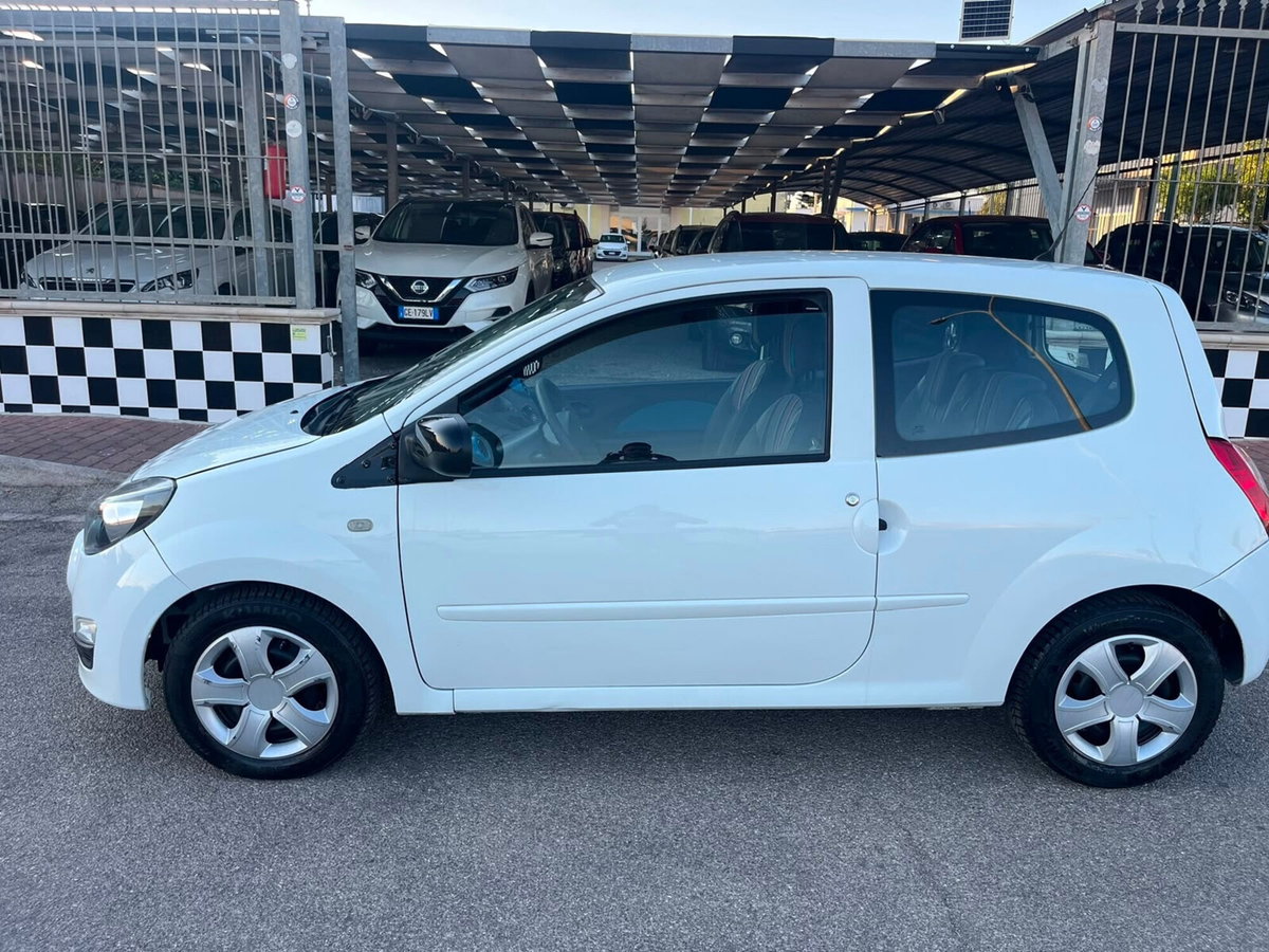 Renault Twingo 1.2 16V Live (8)