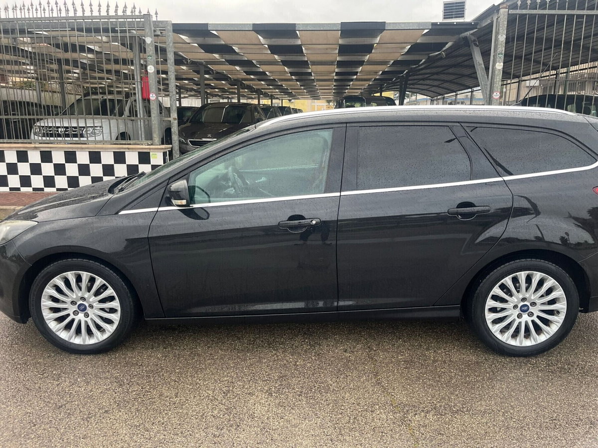 Ford Focus Station Wagon 1.6 TDCi 115 CV SW Titanium (8)