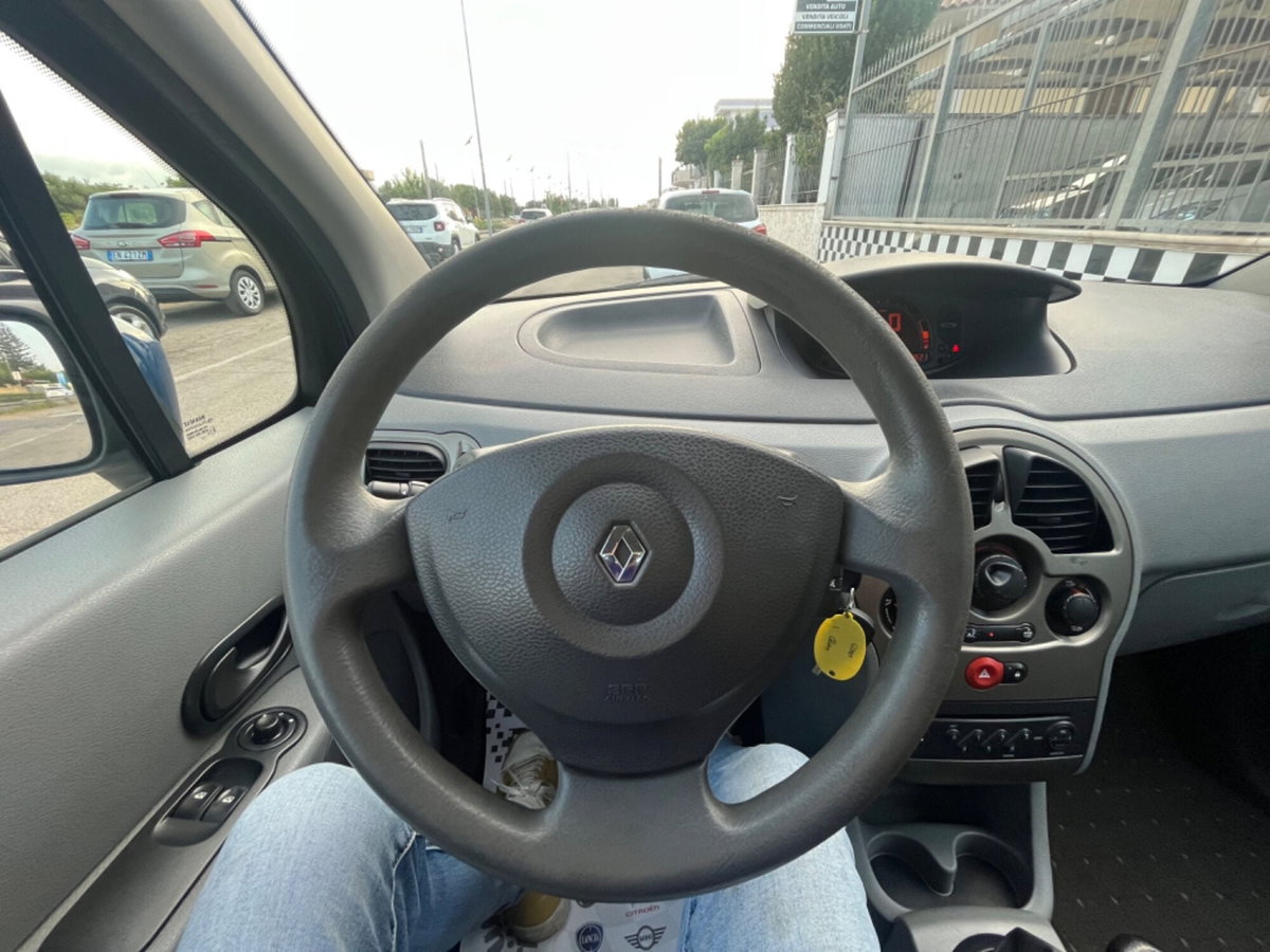 Renault Modus 1.2 16V GPL Dynamique (11)