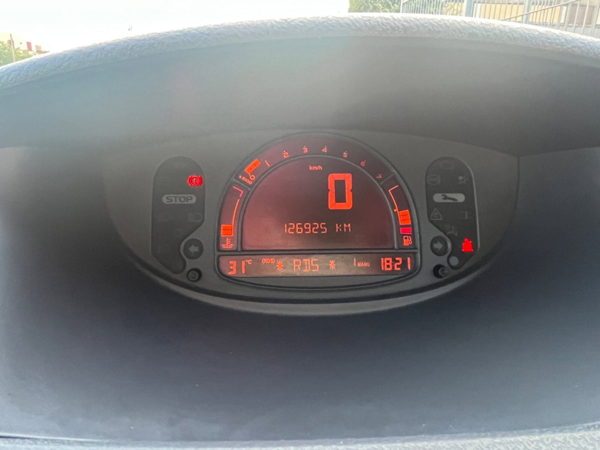 Renault Modus 1.2 16V GPL Dynamique (12)