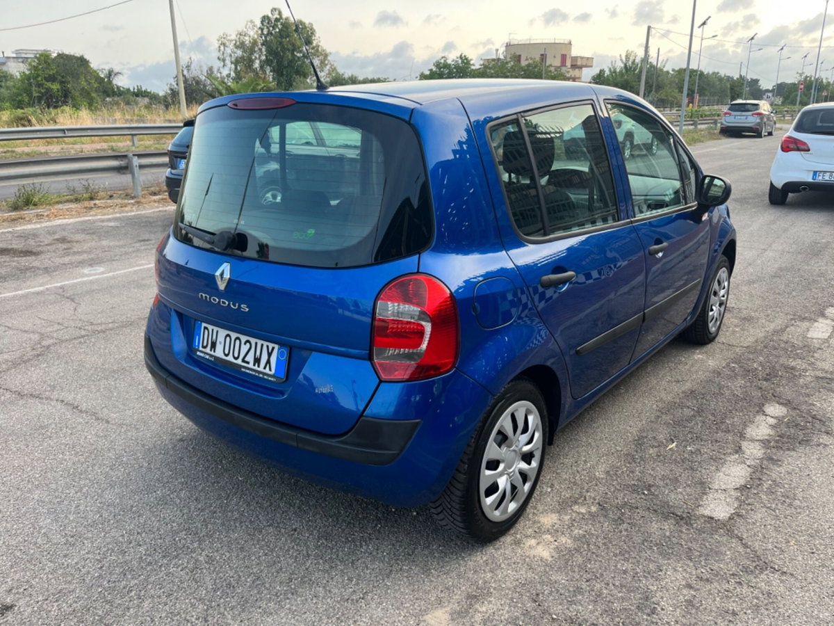Renault Modus 1.2 16V GPL Dynamique (5)