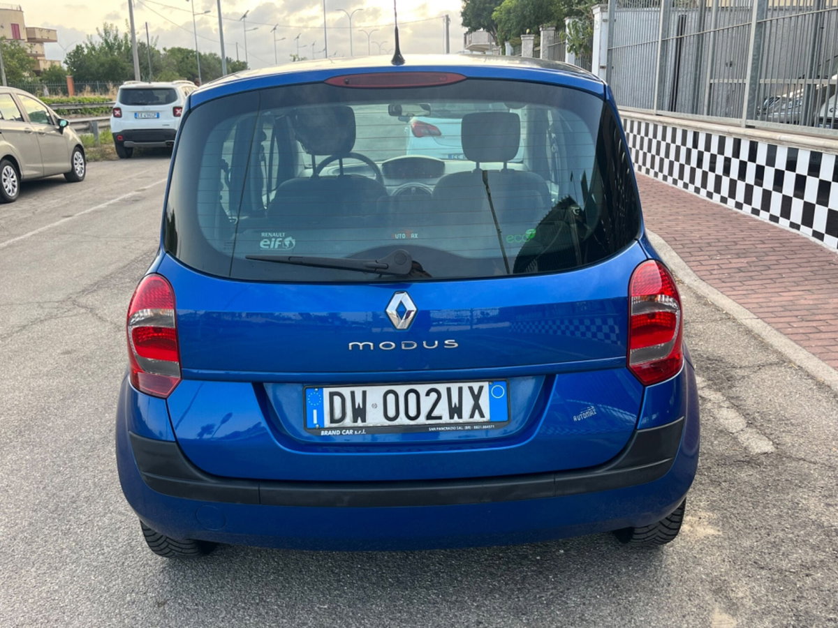 Renault Modus 1.2 16V GPL Dynamique (6)
