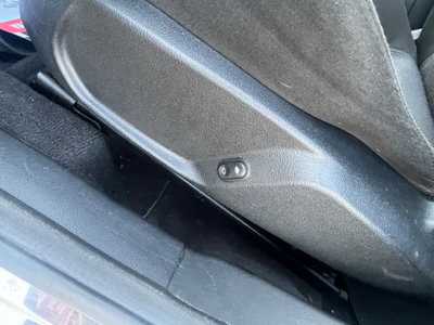 Ford Mondeo 2.0 TDCi 140 CV 5 porte Titanium DPF (12)