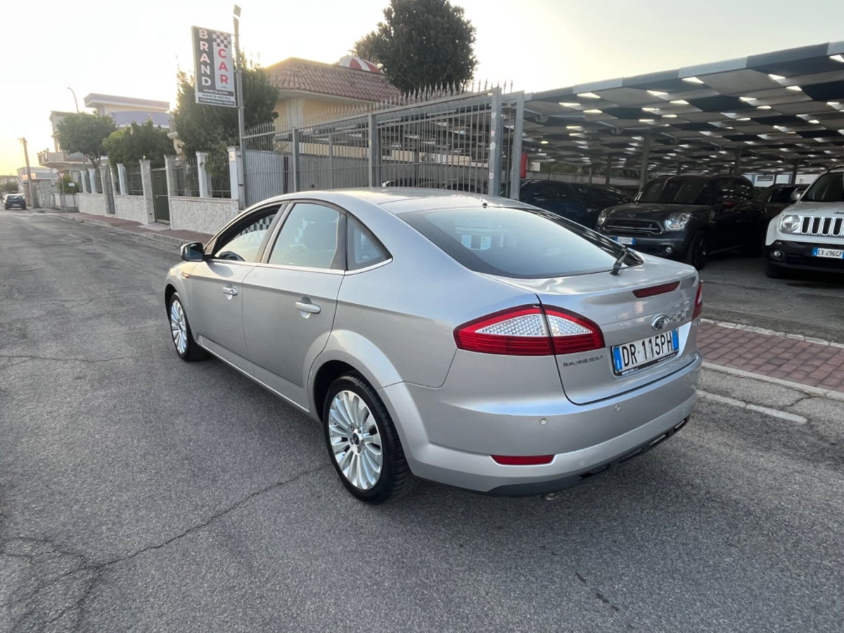 Ford Mondeo 2.0 TDCi 140 CV 5 porte Titanium DPF (7)