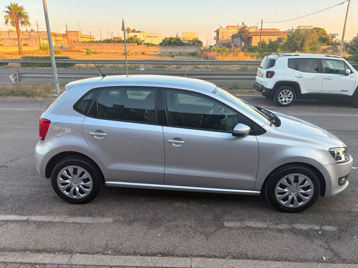 Volkswagen Polo 1.6 5 porte Highline BiFuel (4)