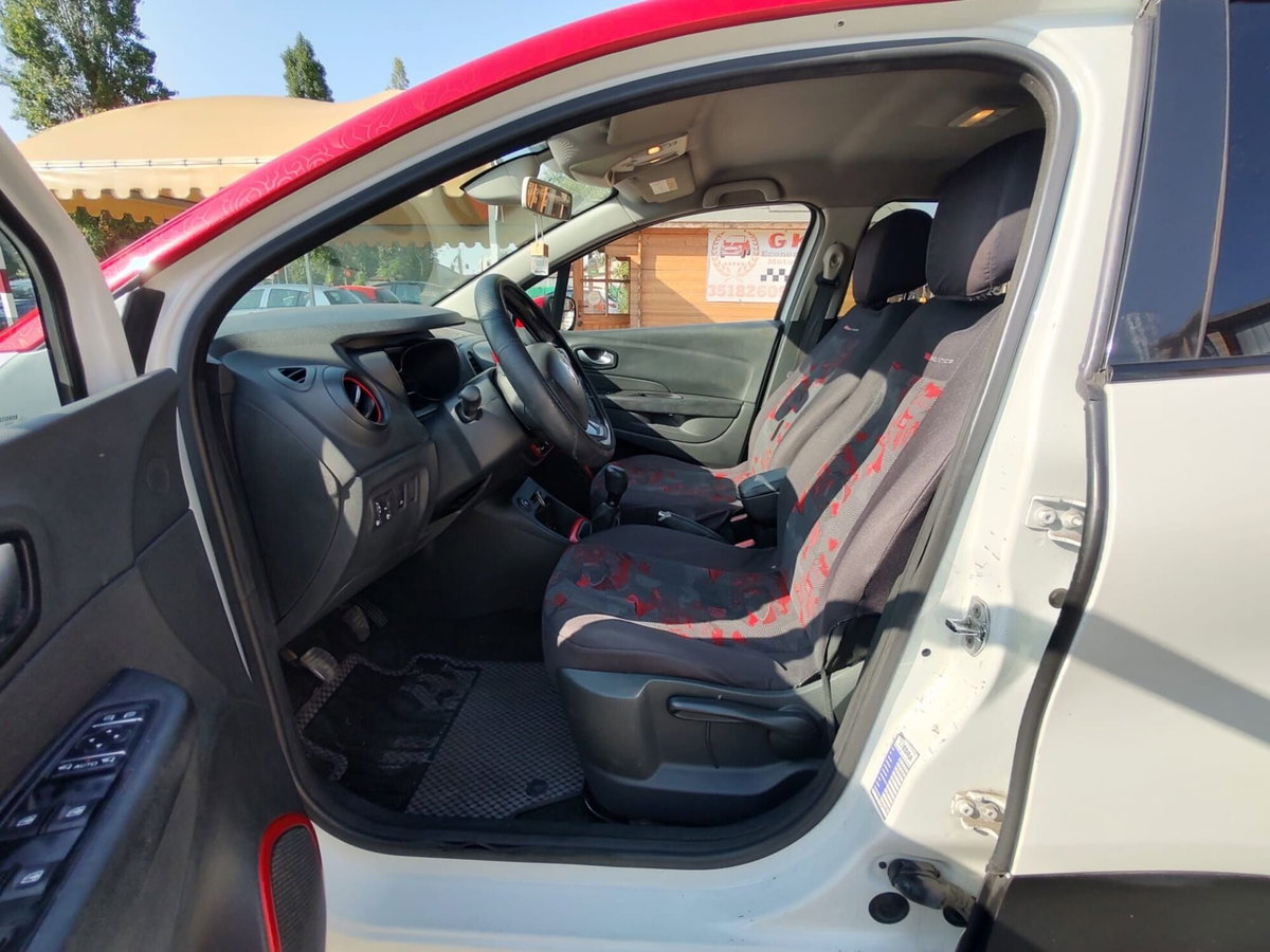 Renault Captur TCe 12V 90 CV Sport Edition (15)