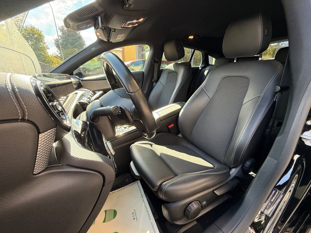 Mercedes-Benz CLA Shooting Brake 220 d Automatic Shooting Brake Premium (8)