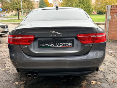 Jaguar XE 2.0 D 180 CV AWD aut. Prestige (4)