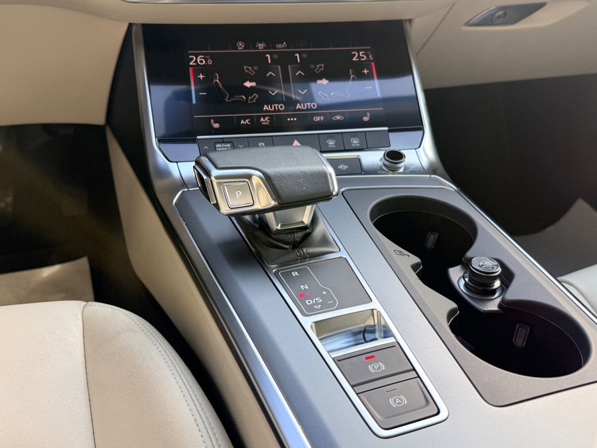 Audi A6 Avant 40 2.0 TDI S tronic Business Plus (17)