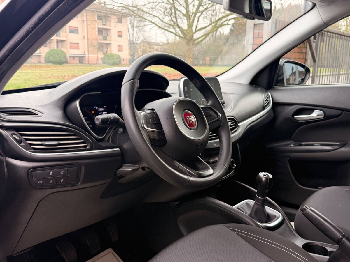 Fiat Tipo Station Wagon Tipo 1.3 Mjt S&S SW Lounge (10)