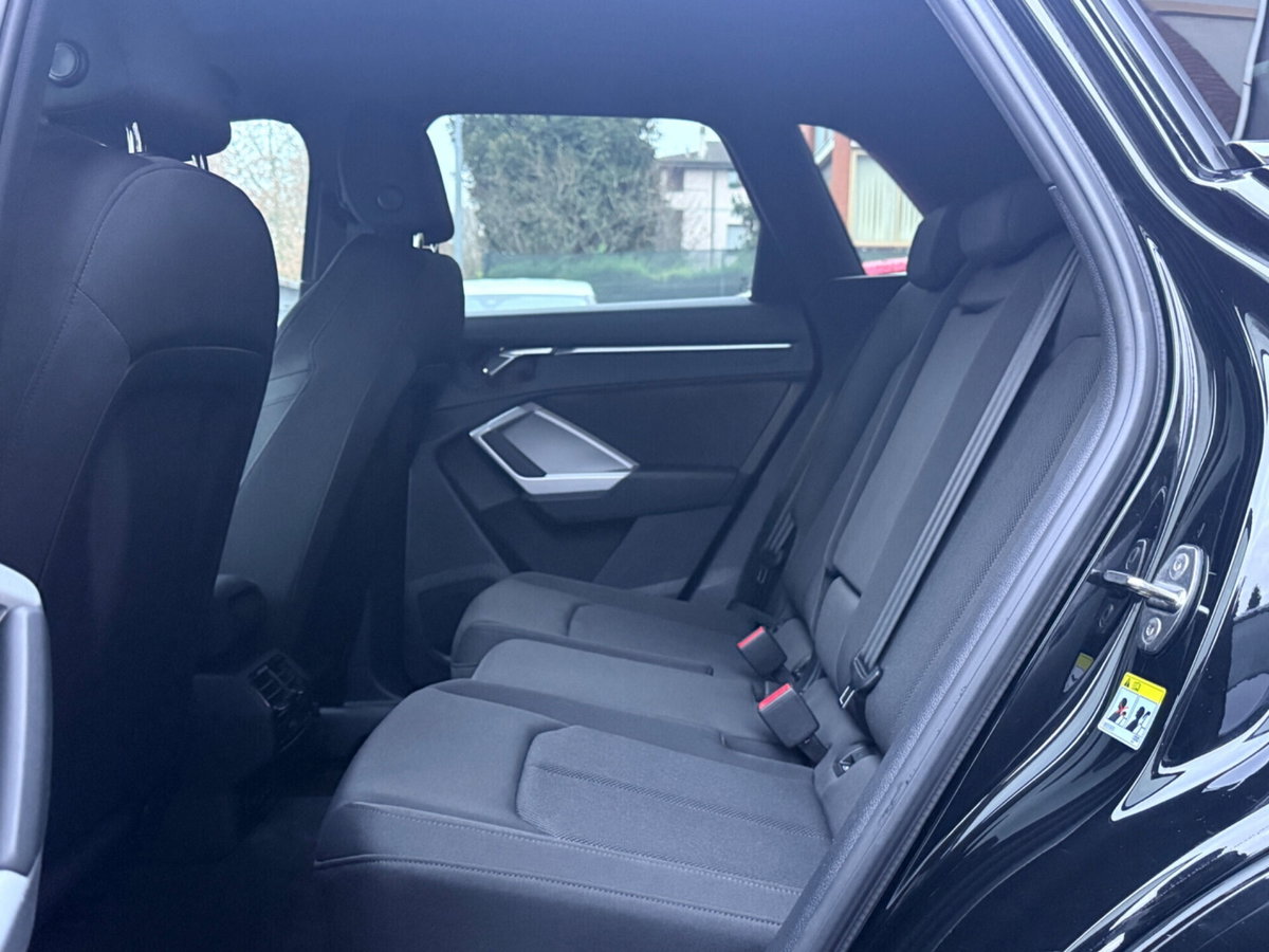 Audi Q3 45 TFSI e S tronic S line edition (8)