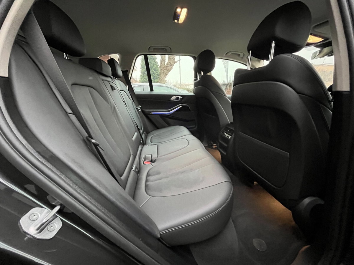 BMW X5 xDrive25d Business (9)