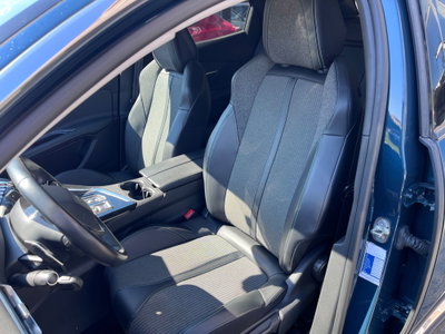 Peugeot 3008 Hybrid 225 e-EAT8 Allure (7)