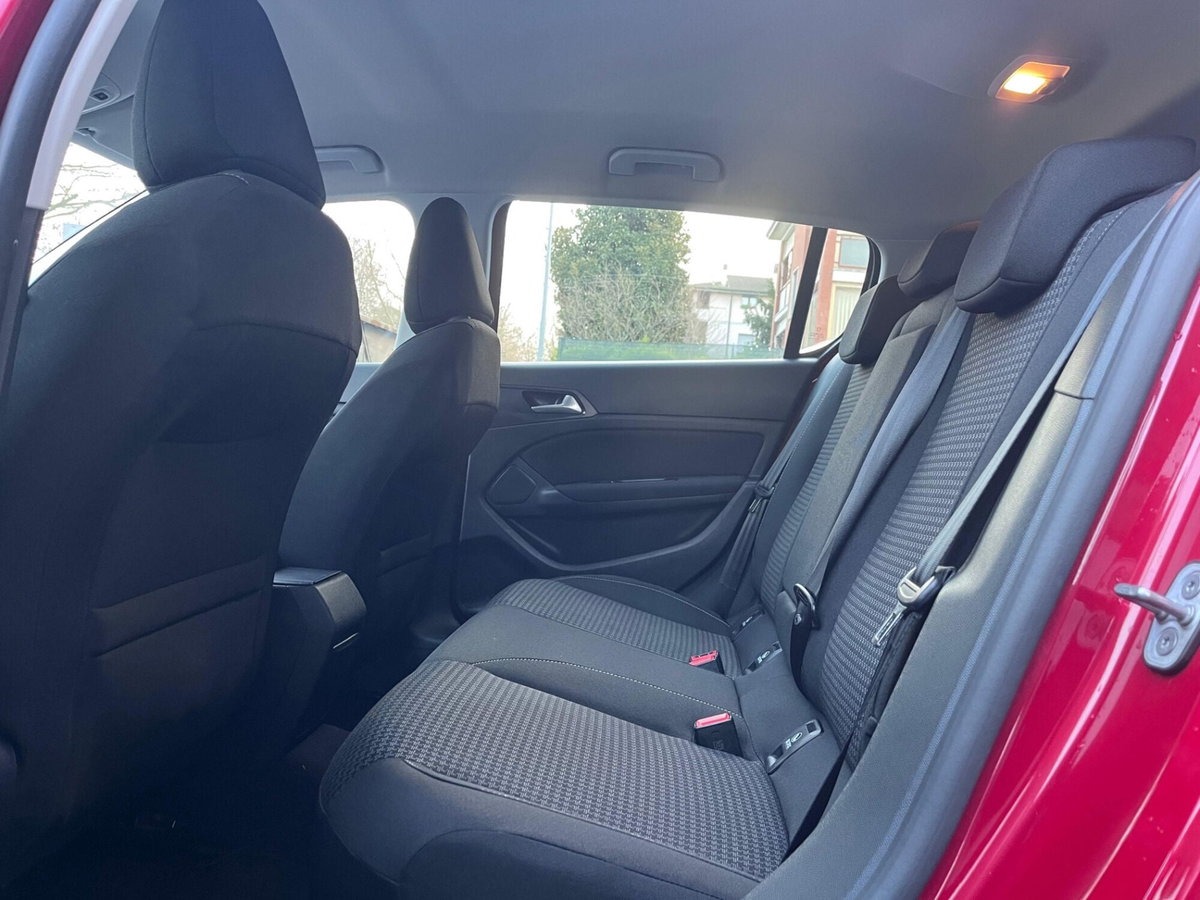 Peugeot 308 BlueHDi 130 S&S Active (14)