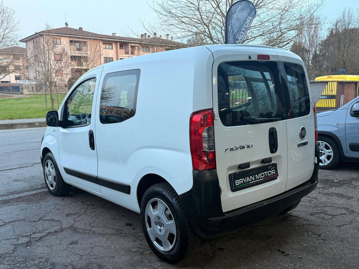 Fiat Fiorino Furgone cargo 1.3 mjt 95cv SX (4)