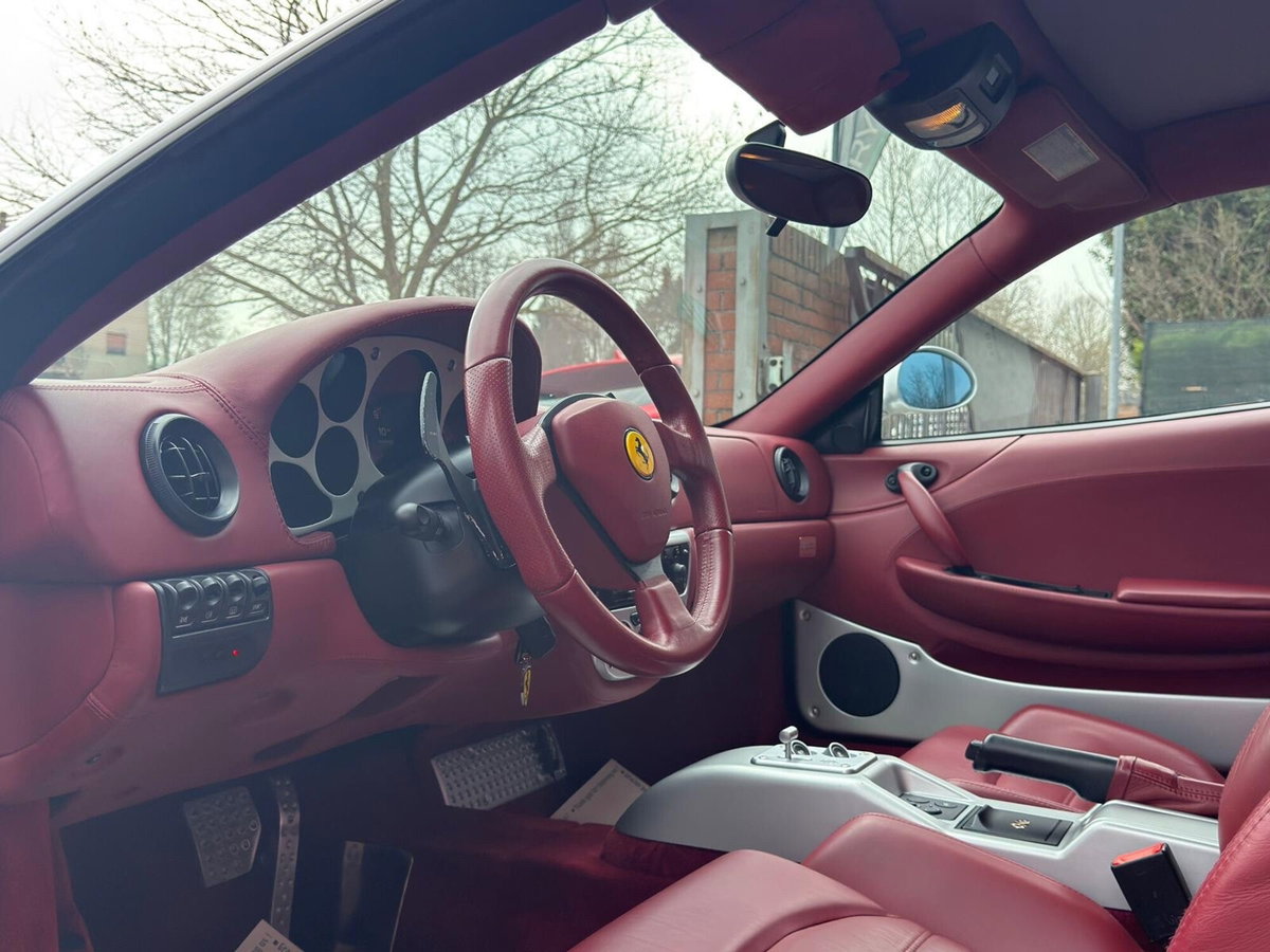 Ferrari 360 Coupé Modena F1 (9)