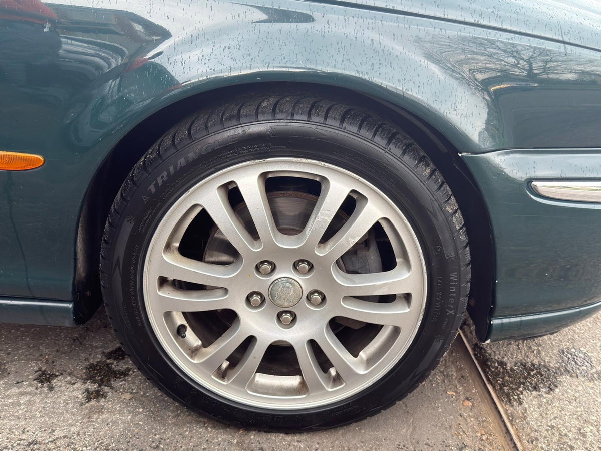 Jaguar X-Type 2.5 V6 24V cat Executive (10)