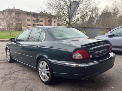 Jaguar X-Type 2.5 V6 24V cat Executive (3)