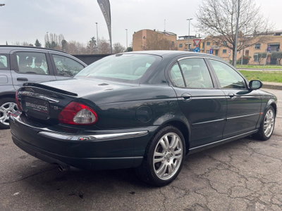 Jaguar X-Type 2.5 V6 24V cat Executive (5)