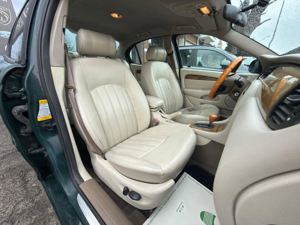 Jaguar X-Type 2.5 V6 24V cat Executive (7)