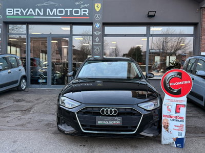 Audi A4 Avant 30 TDI/136 CV S tronic Business Advanced (2)
