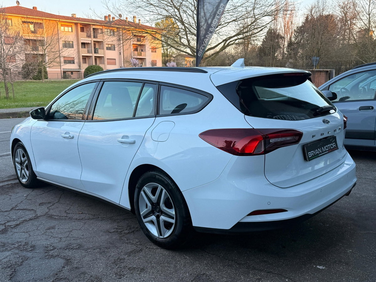 Ford Focus Station Wagon 1.5 EcoBlue 120 CV automatico SW Business (10)