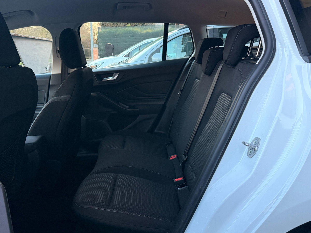 Ford Focus Station Wagon 1.5 EcoBlue 120 CV automatico SW Business (11)