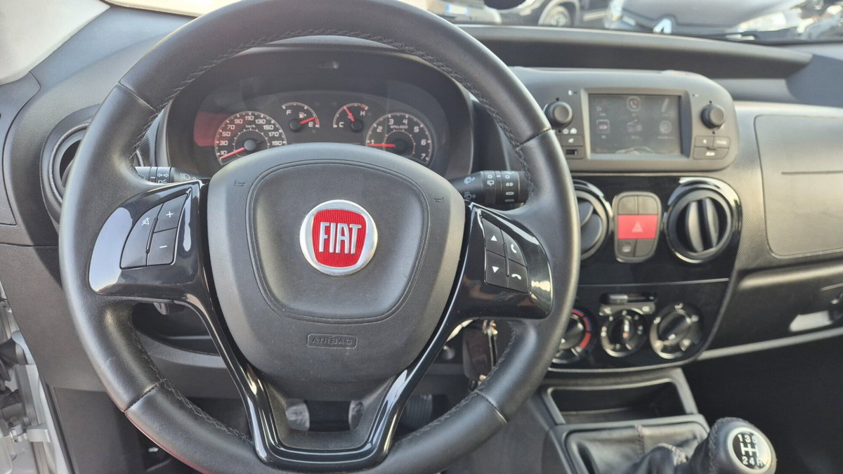 Fiat Qubo 1.3 MJT 80 CV Trekking (11)