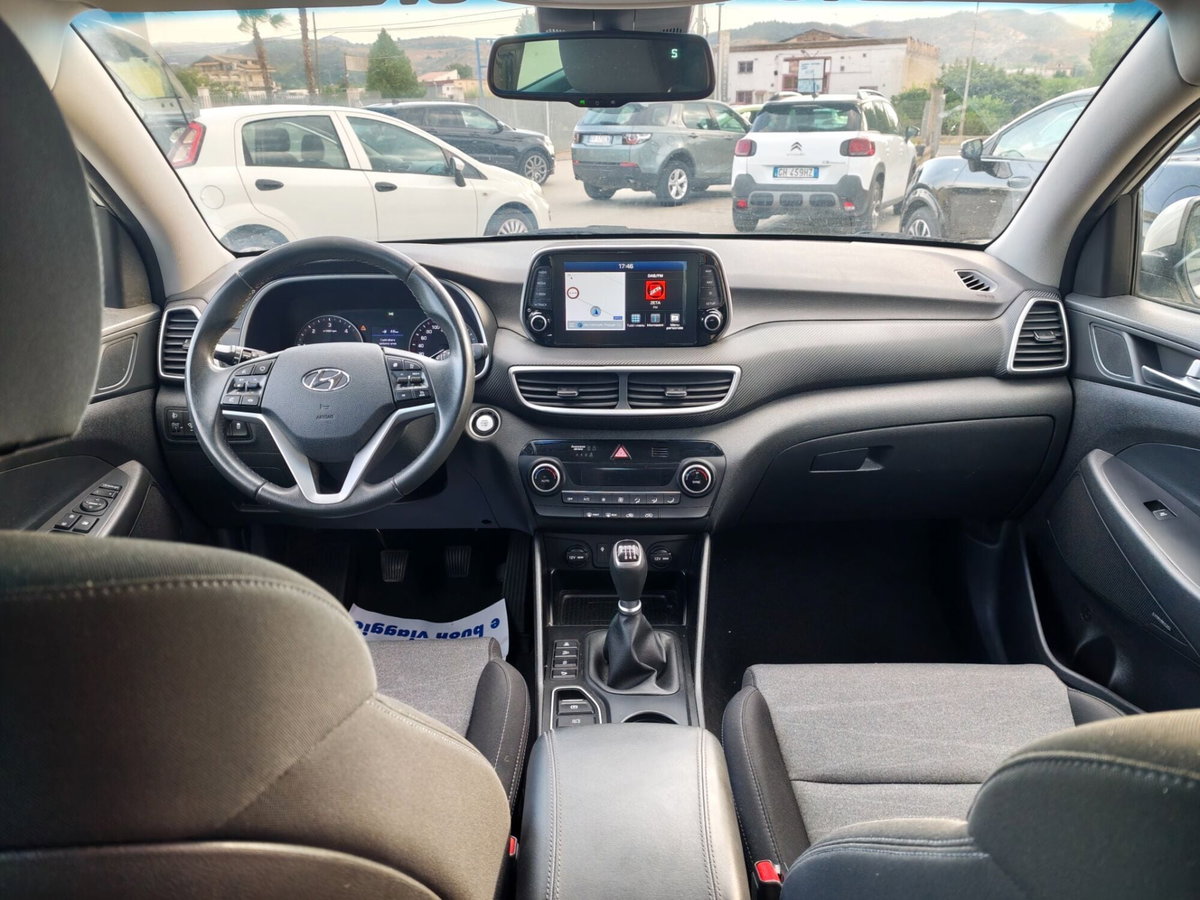 Hyundai Tucson 1.6 crdi Exellence Lounge Pack 2wd (11)