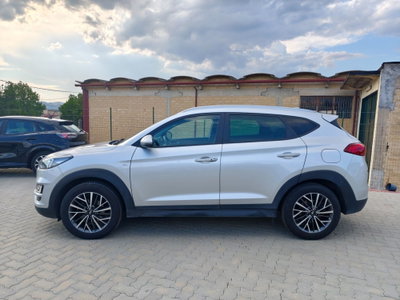 Hyundai Tucson 1.6 crdi Exellence Lounge Pack 2wd (5)