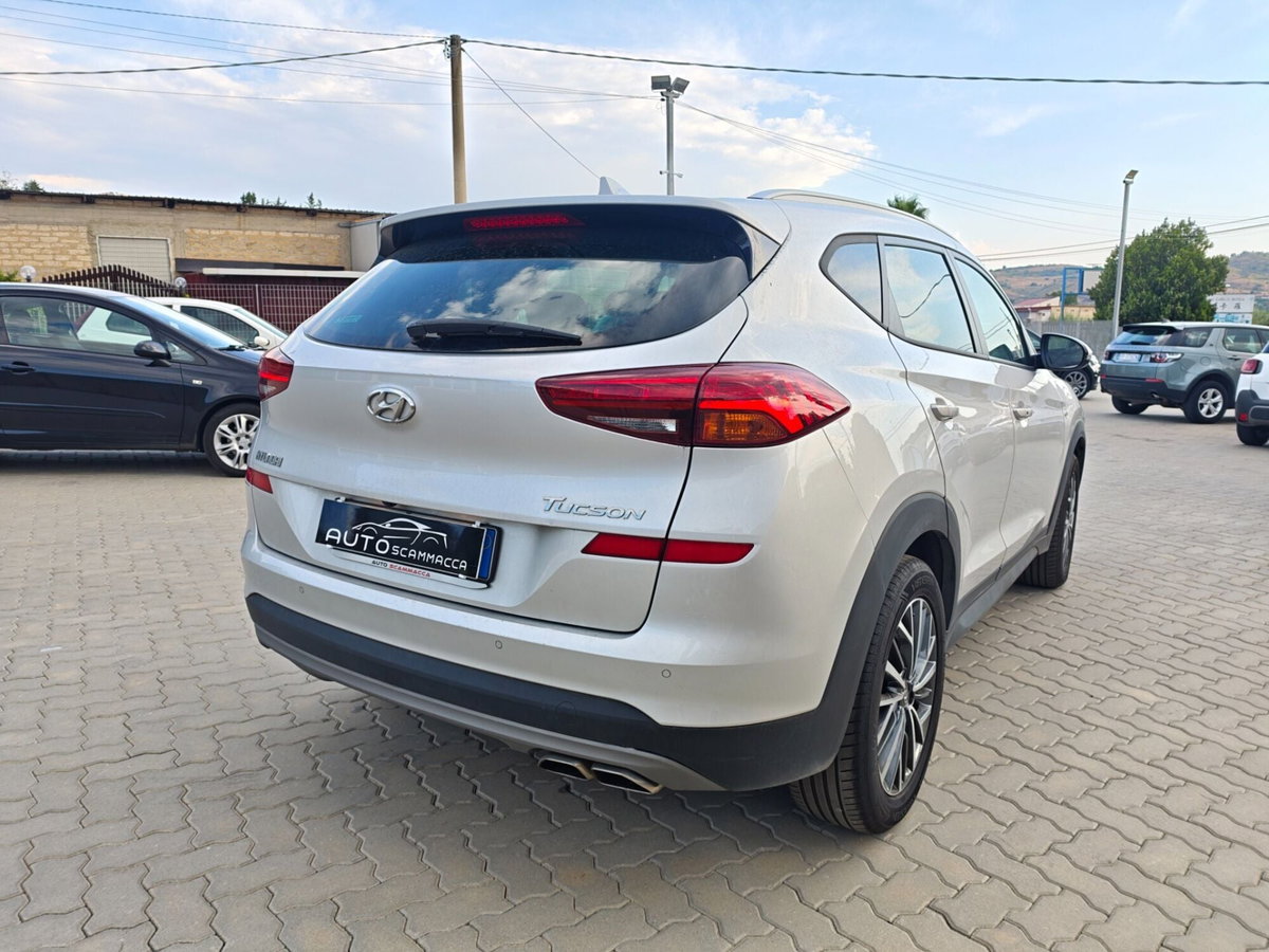Hyundai Tucson 1.6 crdi Exellence Lounge Pack 2wd (7)