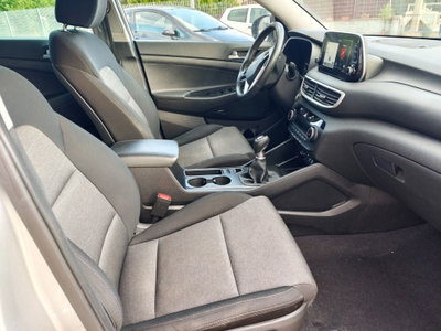 Hyundai Tucson 1.6 crdi Exellence Lounge Pack 2wd (9)