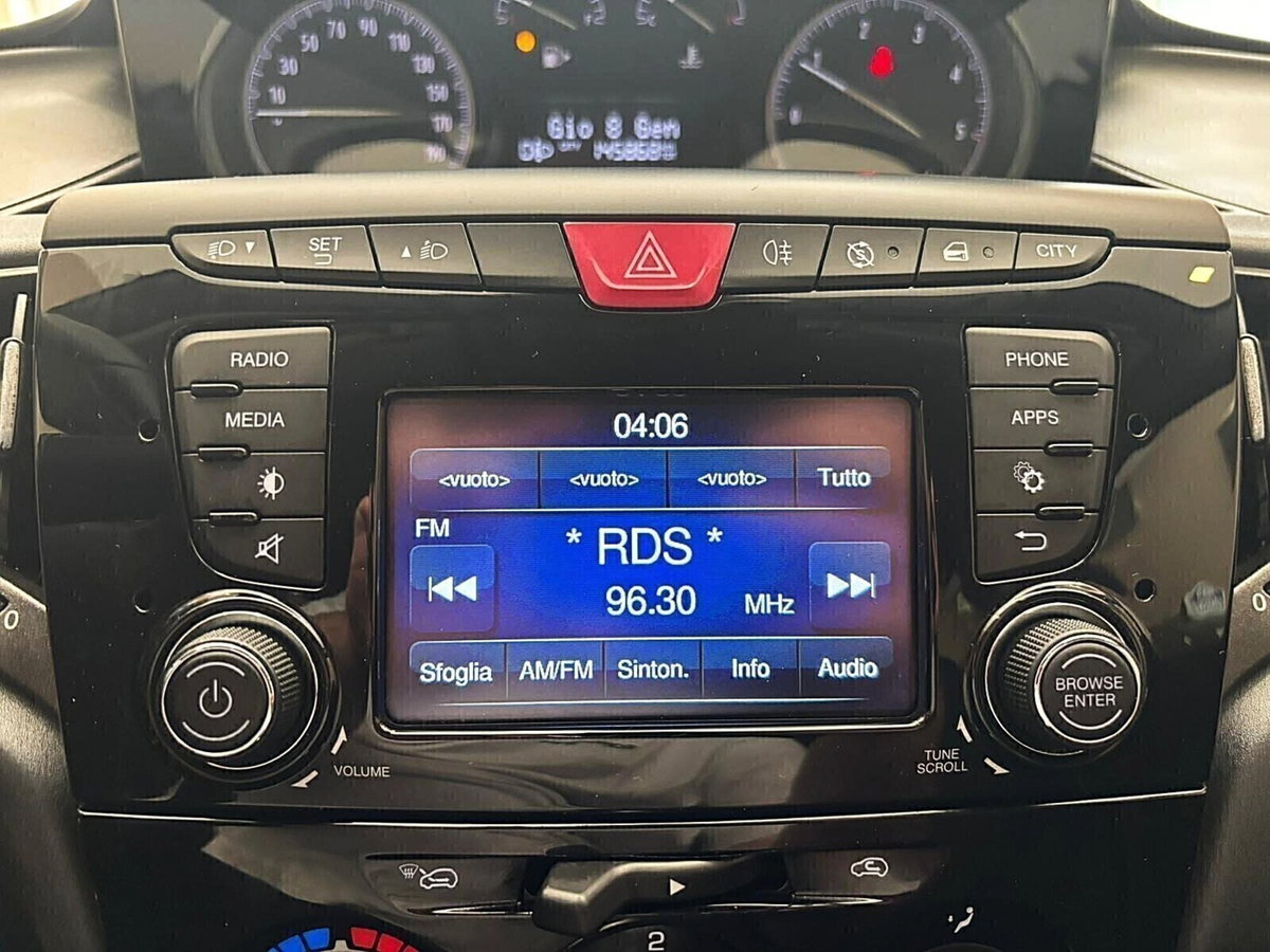 Lancia Ypsilon 1.3 MJT 16V 95 CV 5 porte S&S Silver (13)