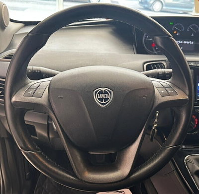 Lancia Ypsilon 1.3 MJT 16V 95 CV 5 porte S&S Silver (17)